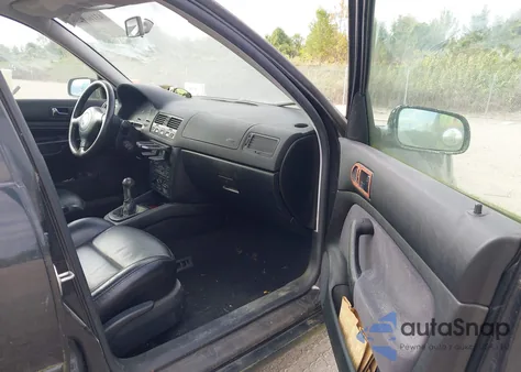 2000 Volkswagen Jetta Gls from USA, damaged, VIN 3VWSC29MXYM174066